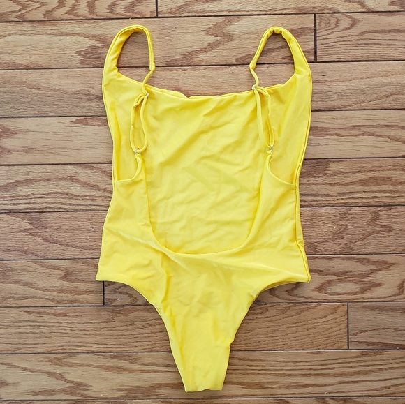 Sahara Ray Swim Yellow One Piece Bathing Suit - Picture 2 of 5